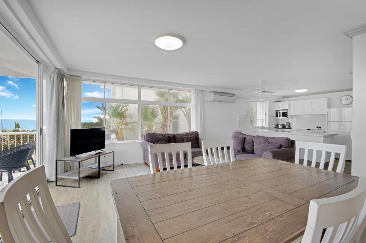 Capeview Apartments - Right On Kings Beach Калаундра Экстерьер фото