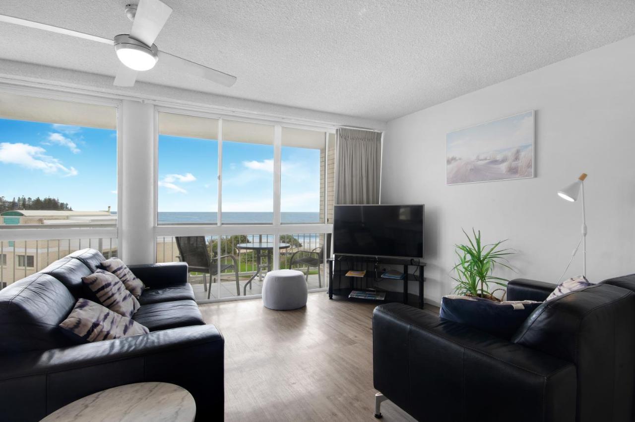 Capeview Apartments - Right On Kings Beach Калаундра Экстерьер фото